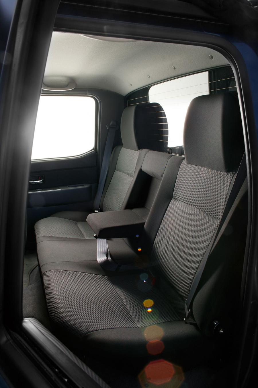  Mazda BT-50 2006 года  (фото 61 из 98)